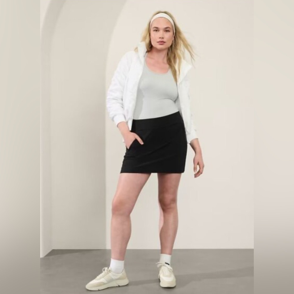 NWT Athleta Brooklyn Black Skort 16” size 18.